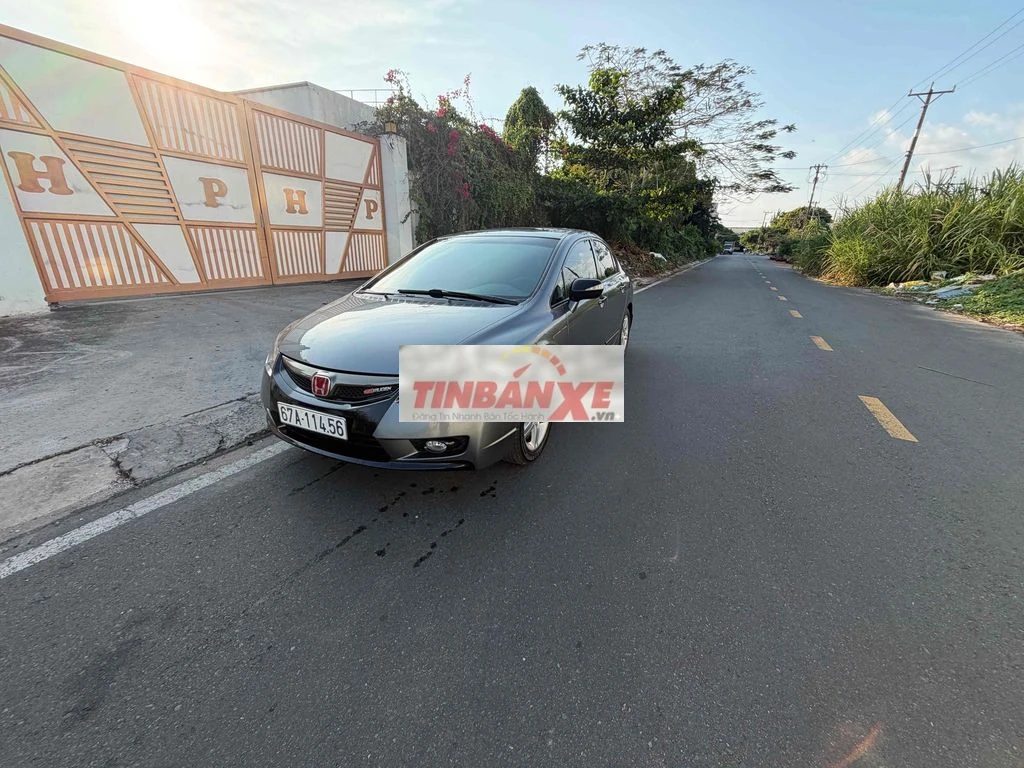Honda Civic 2009 2.0 AT - 114000 km
