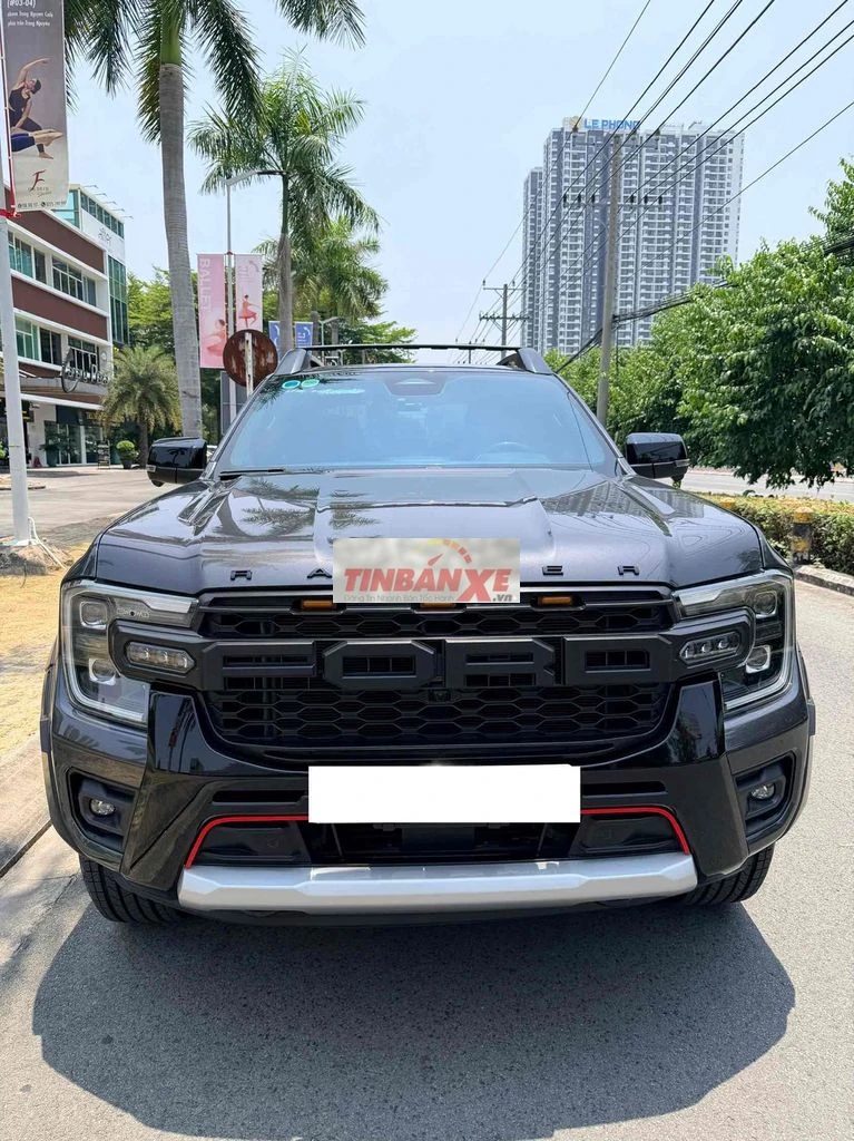 Ford Ranger Stormtrak 2024 2.0L Bi-Tubor Nhập Thái