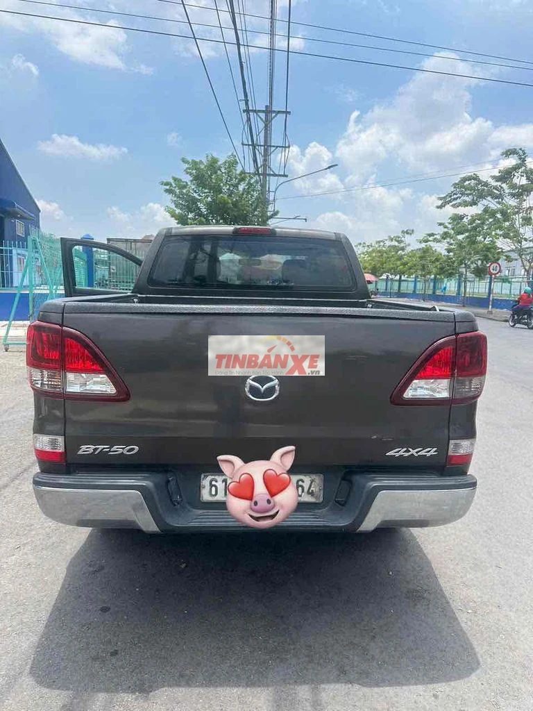 Mazda BT-50 2017 xe 2 cầu rin 100%