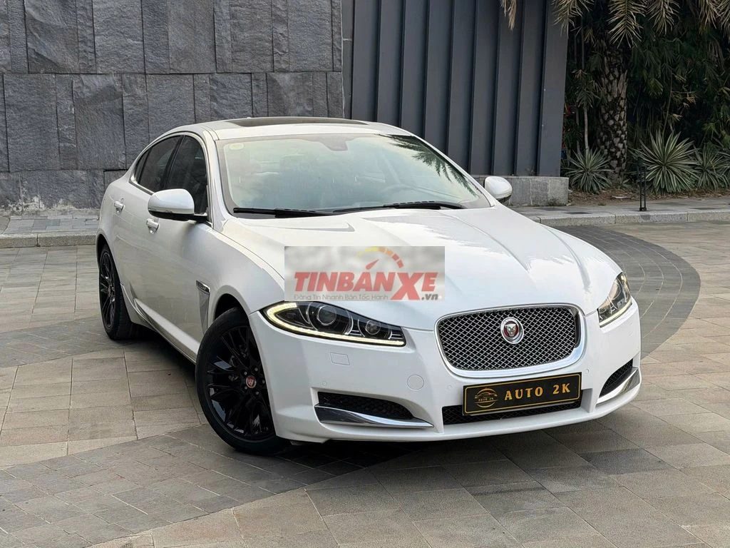 Jaguar XF 2.0 Luxury bản cao cấp 2014