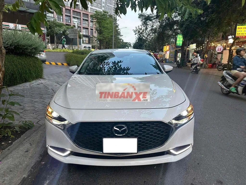 Mazda 3 Luxury Trắng 79045 km