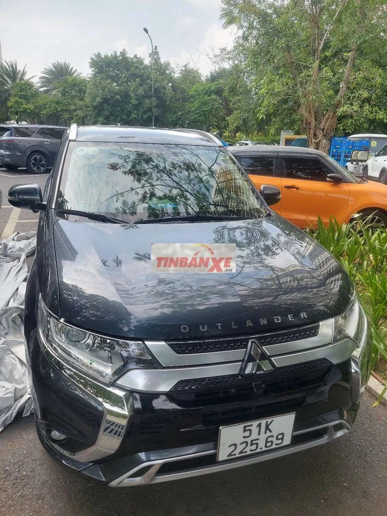 Mitsubishi Outlander 2022 2.0 34725 km