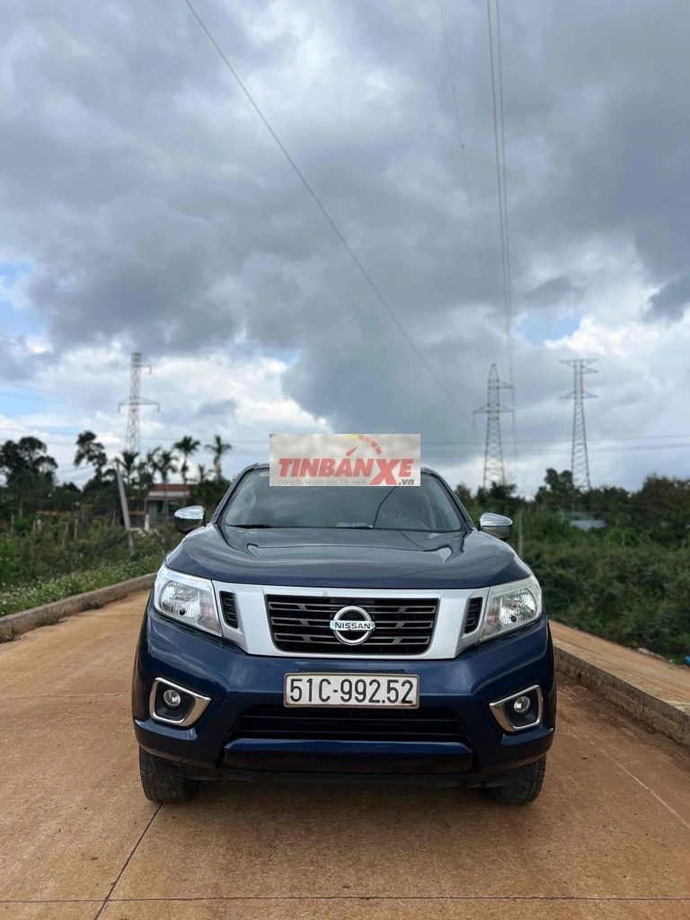 Nissan Navara E Số Sàn 1 Cầu 2017 màu Xanh