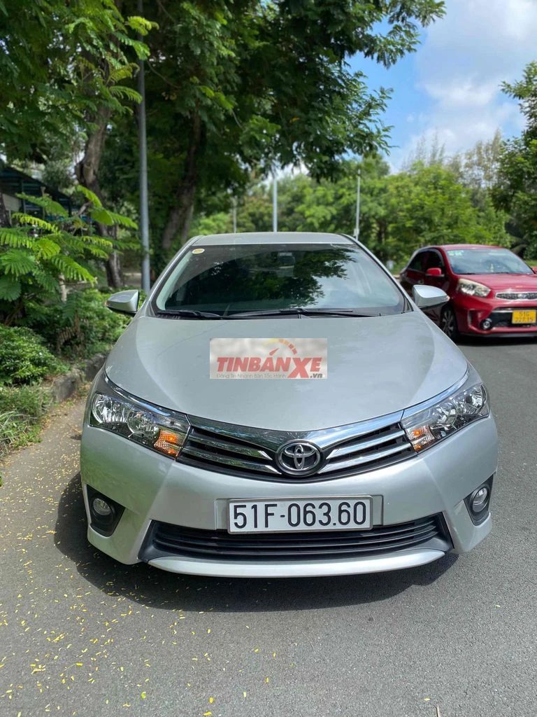 Toyota Altis 2015 1.8 G 16450 km Bạc