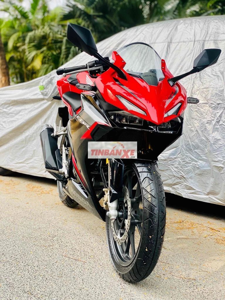 Honda CBR 150 mới đăng ký xong. chính chủ pkl