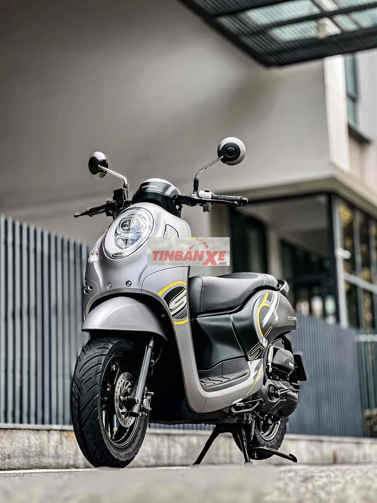 Scoopy 2024 odo 5.000km zin chính chut