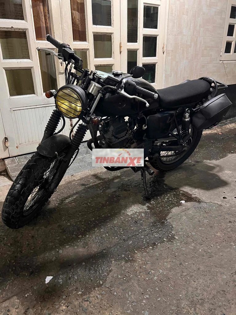 Kawasaki W175 2018 màu Đen