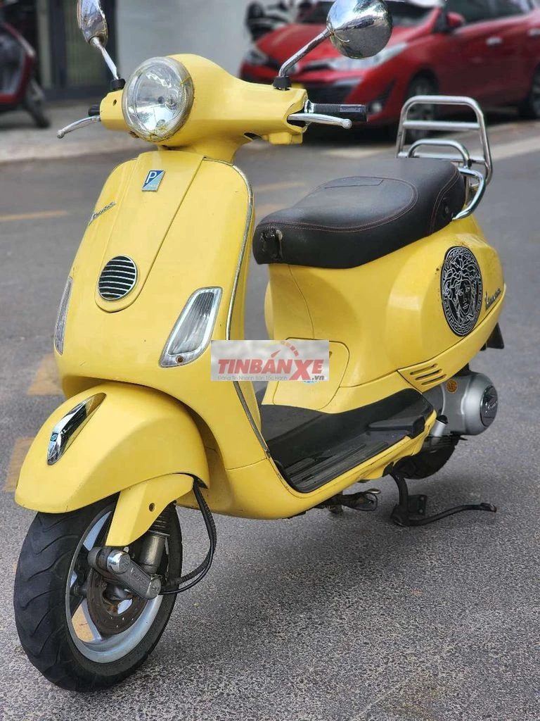 Piaggio Vespa LX 2011 Phun Xăng Điện Tử