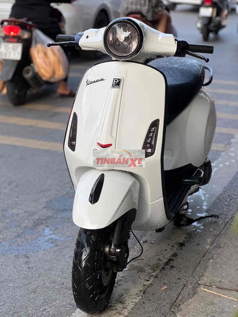 Piaggio Vespa Primavera 125 Trắng 2014
