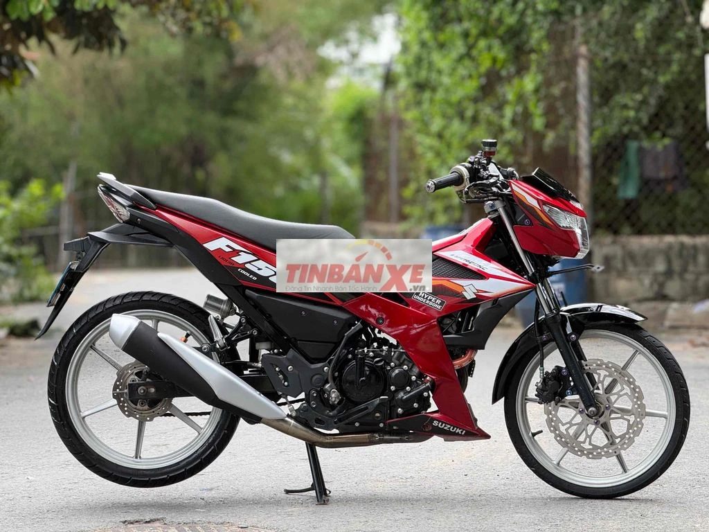 Suzuki Satria kiểng