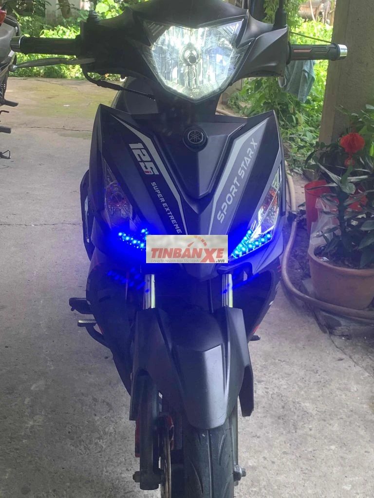 Sport Star X 125 FI Xám