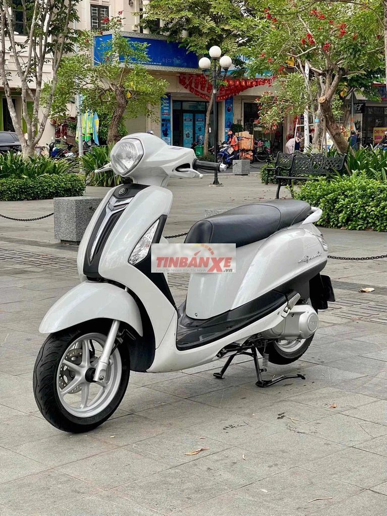 Yamaha Grande 125 Trắng Đẹp