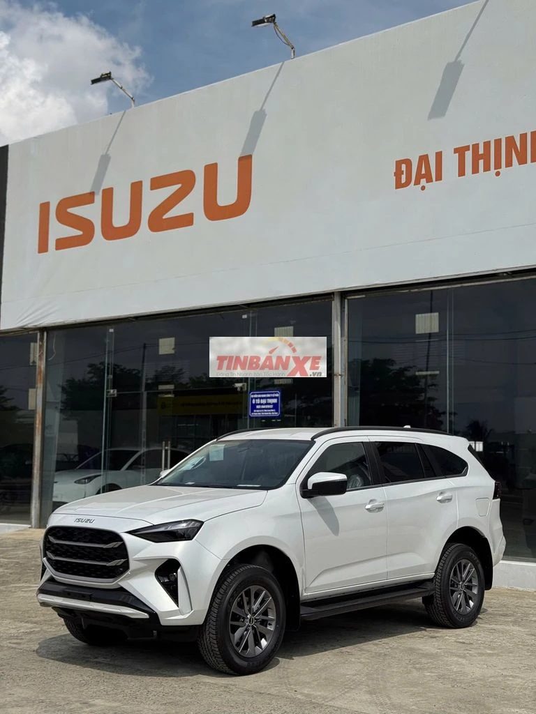 Isuzu MU-X B7 Plus 7 chỗ