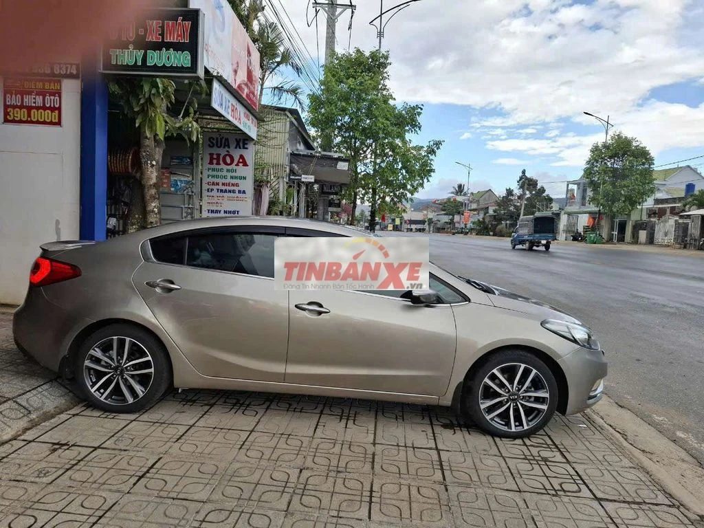 KIA K3 2014 Cao cấp Vàng cát