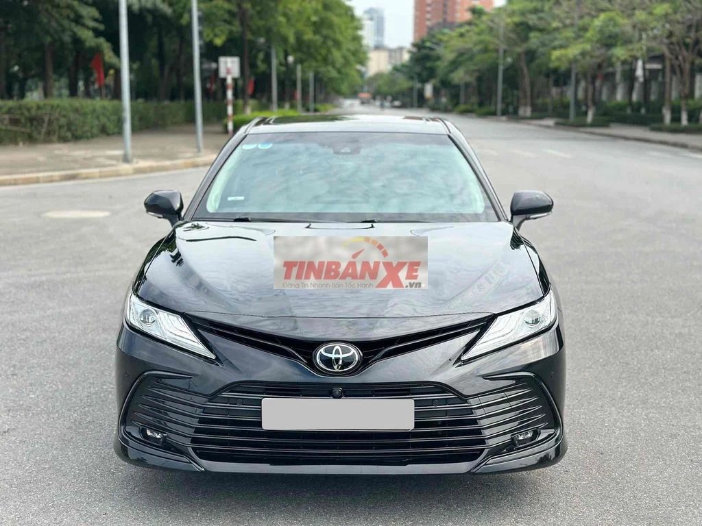 Toyota Camry 2022 2.5Q Đen 66000Km Siêu Mới