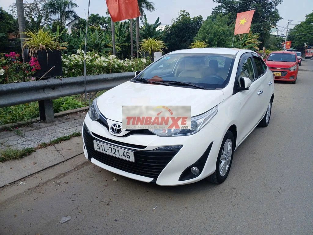 Toyota Vios G Trắng