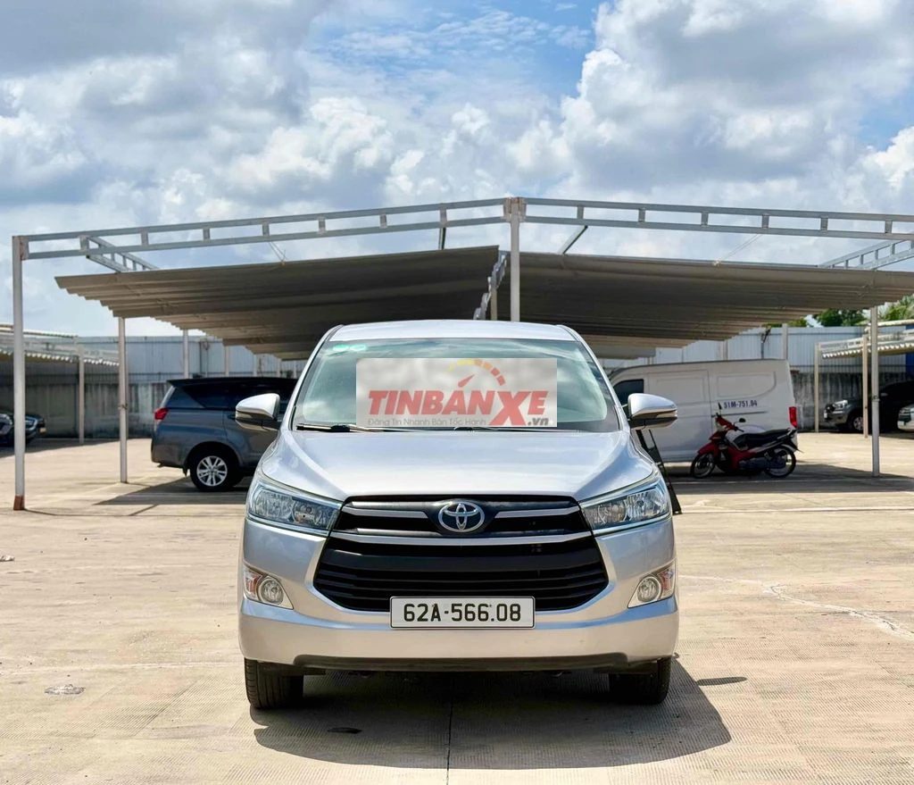 🔥Innova 2.0e 2020 số sàn, xe đẹp chuẩn gđ sử dụng
