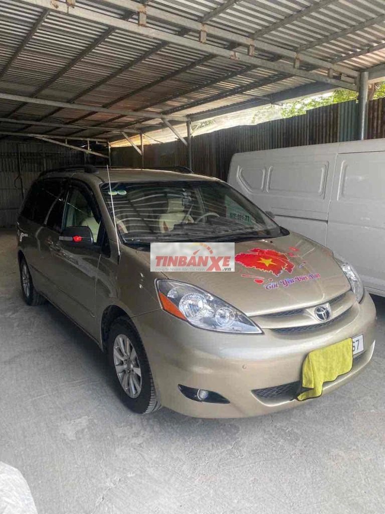 cần bán Toyota Sienna nhập Mỹ 3.5 vàng cát