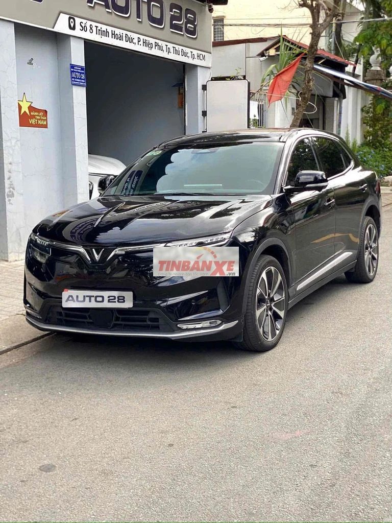 VinFast VF8 Plus 2022 - Thuê pin tiên phong 42.000