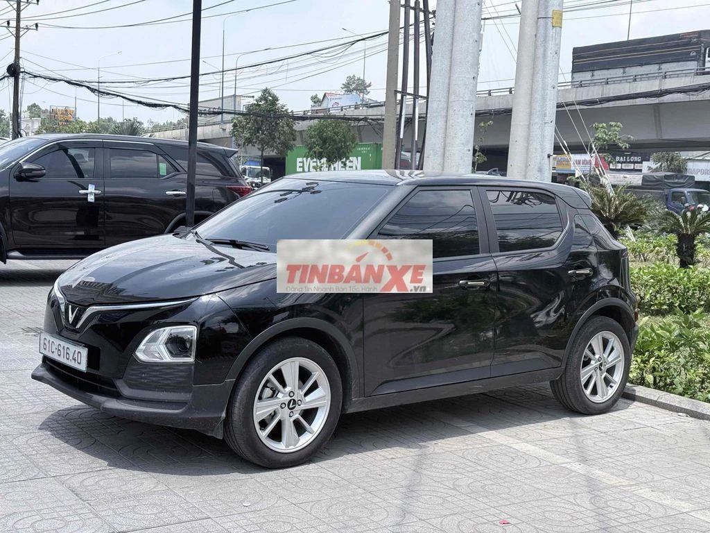 VinFast VF5 Plus 2024 Đen chạy mới 15.000km