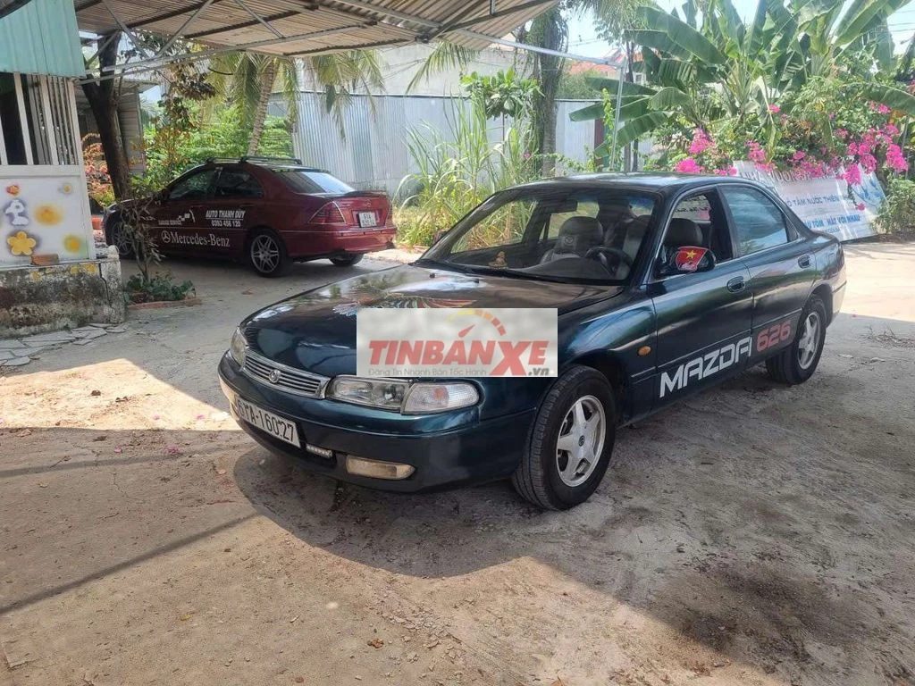 Mazda 626 Xanh đậm 5 chỗ Da