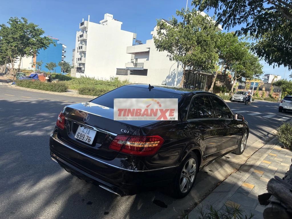 Mercedes E250 2009 Nâu