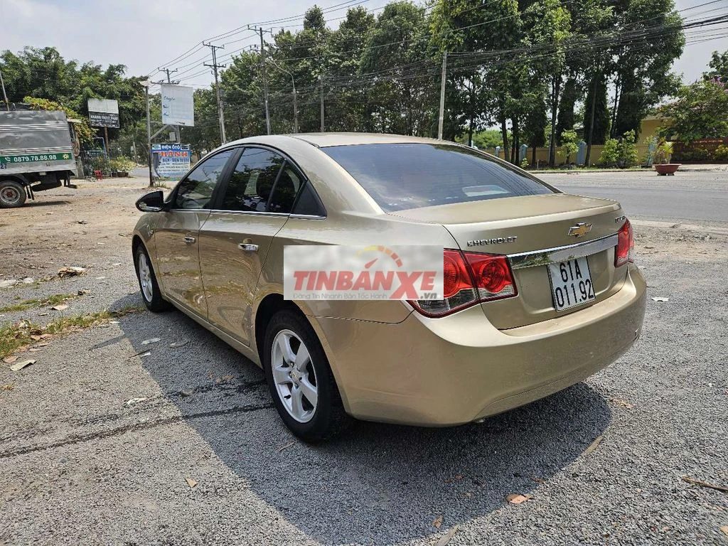 99b92026fc1236450b5b54044b5532bf-2984670917801595605.jpg