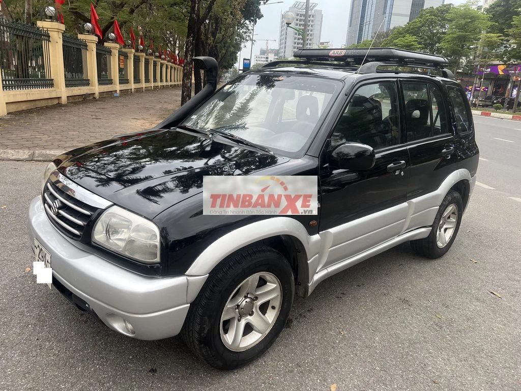 Suzuki Grand Vitara 2003 2.0L Đen