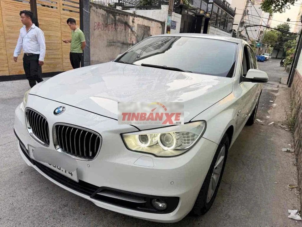 BMW 528i GT 2016 Trắng 70000 km