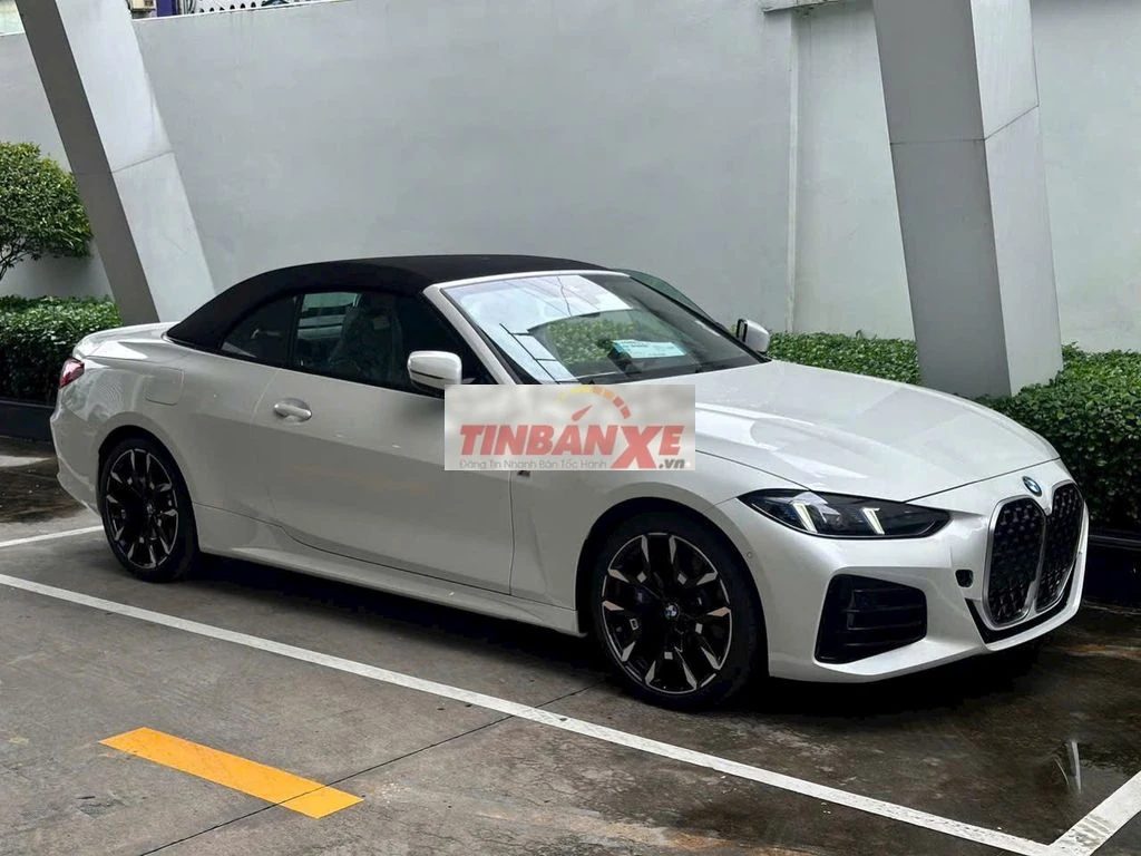 BMW 430i Convertible 2026