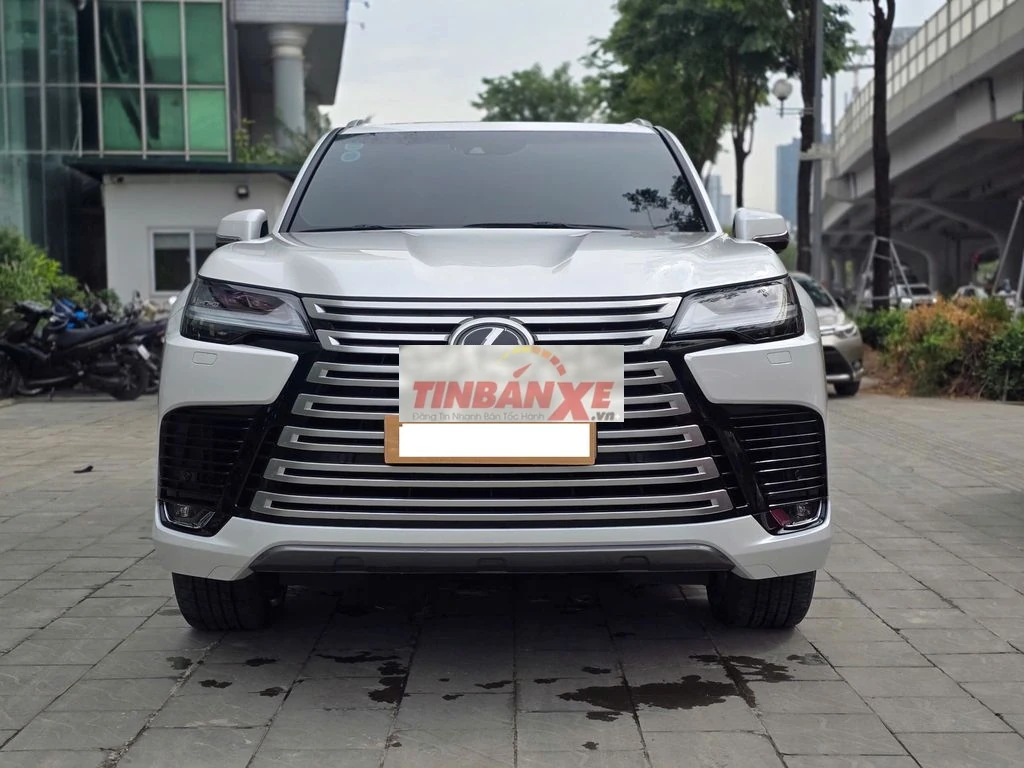 Lexus LX600 Urban 2023 Trắng Cam kết xe đẹp