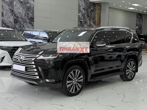 Lexus LX600 VIP sản xuất 2023 cực đẹp