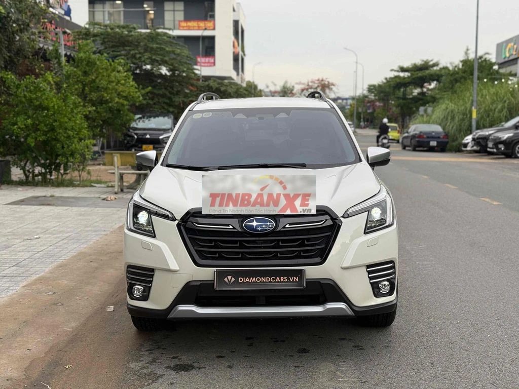 Subaru Forester IS Eyesight 2024 Trắng