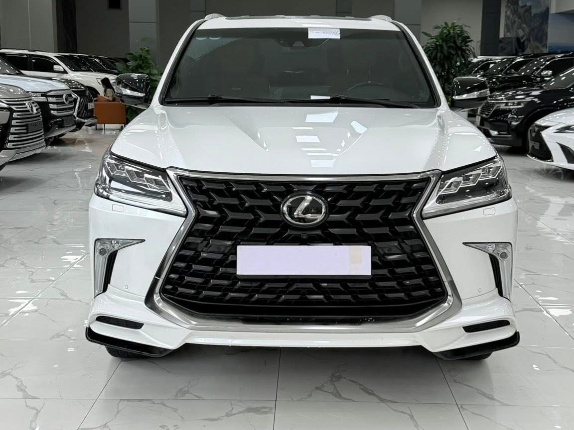 Bán Lexus LX570 Supe Sport MBS 4 chỗ VIP, sản xuất 2021.