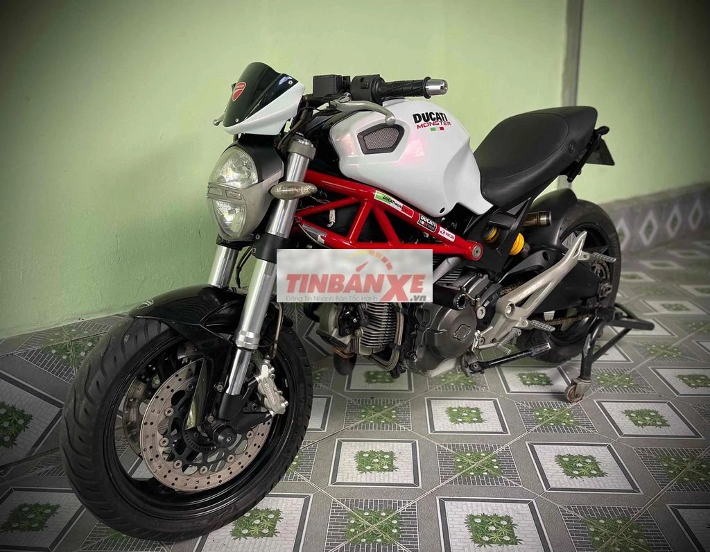 Ducati Monster 795 ABS Trắng, Đỏ