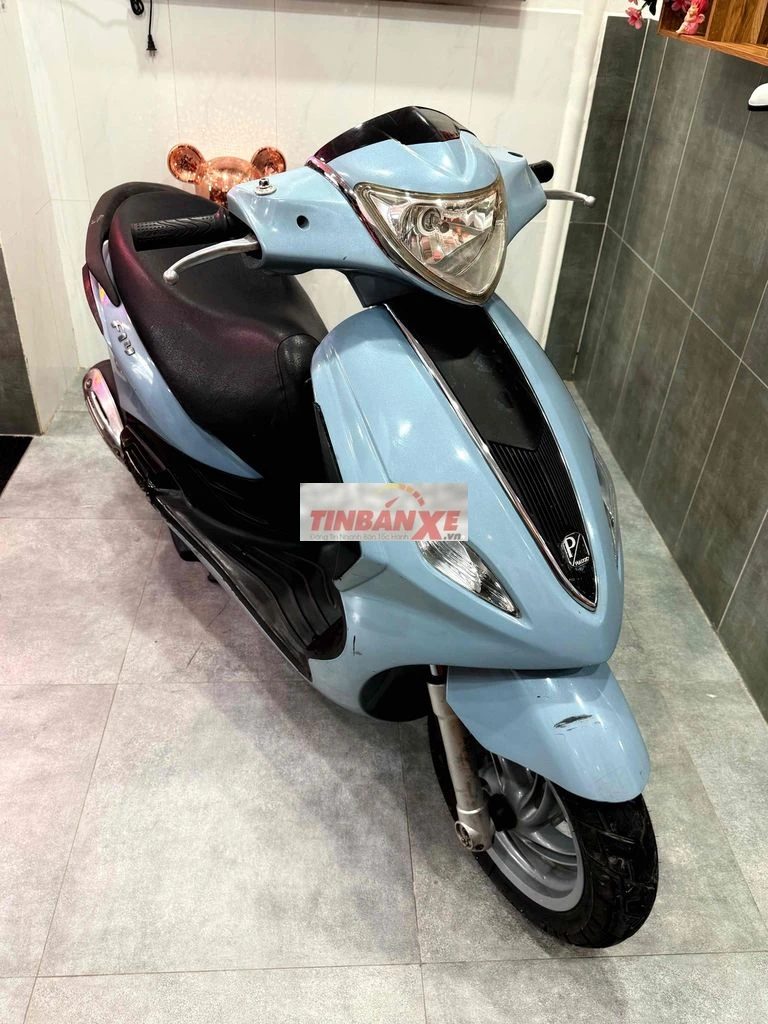 Piaggio Fly màu Xanh