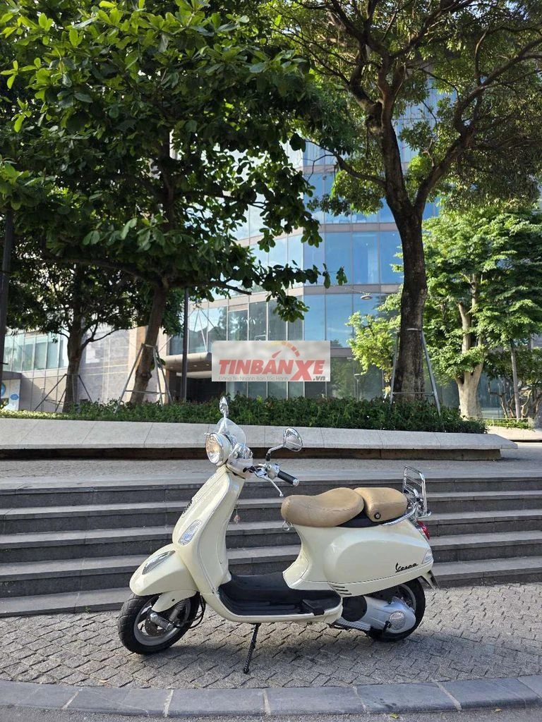 Piaggio Vespa LXV 2014 Kem