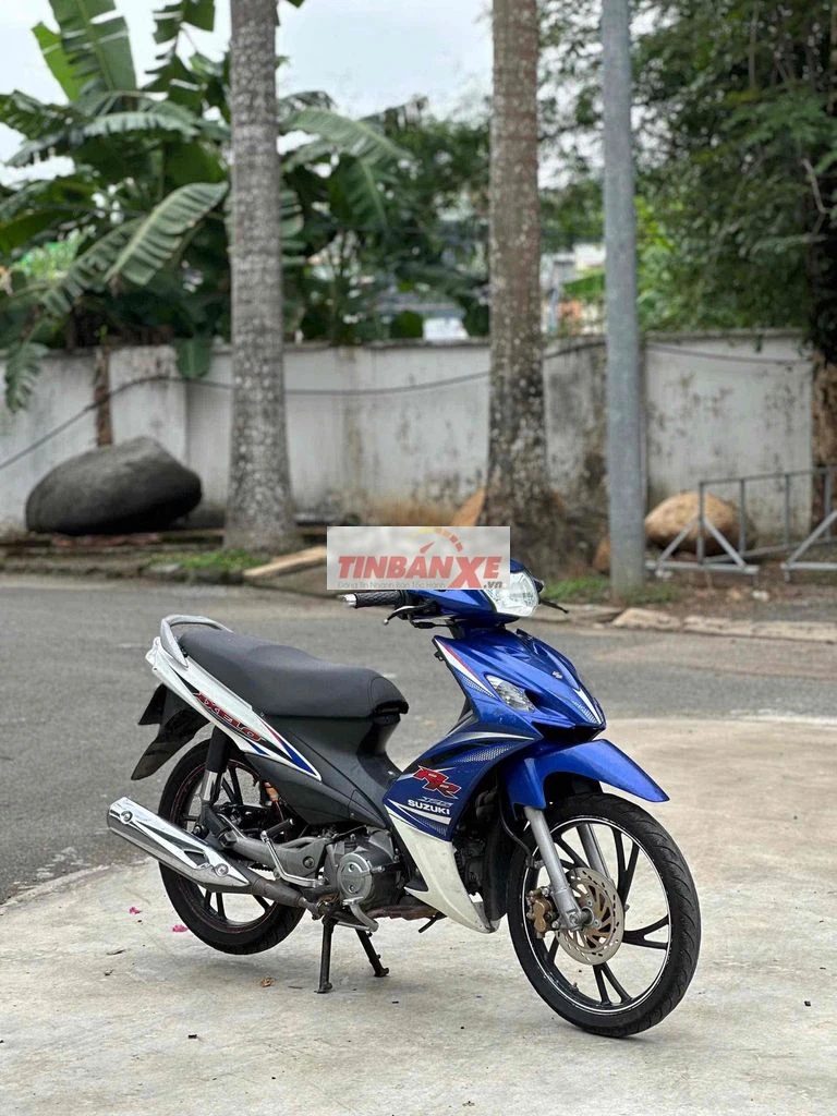 Suzuki Axelo 2015 Xanh trắng Zin êm