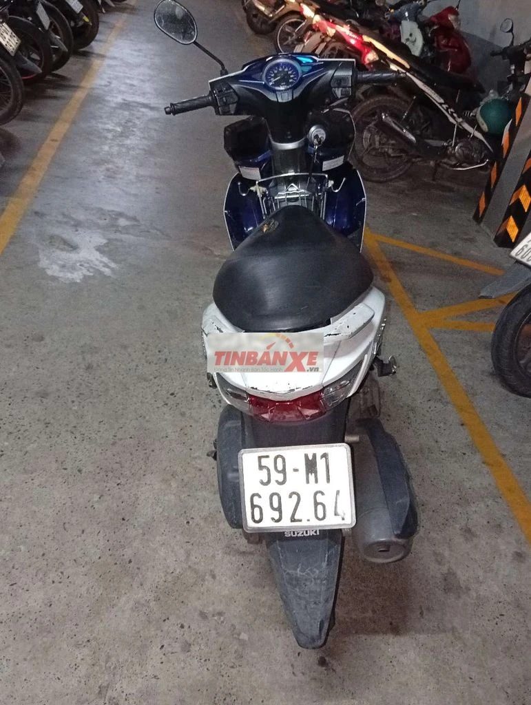Suzuki Impulse 125 Fi Trắng Xanh