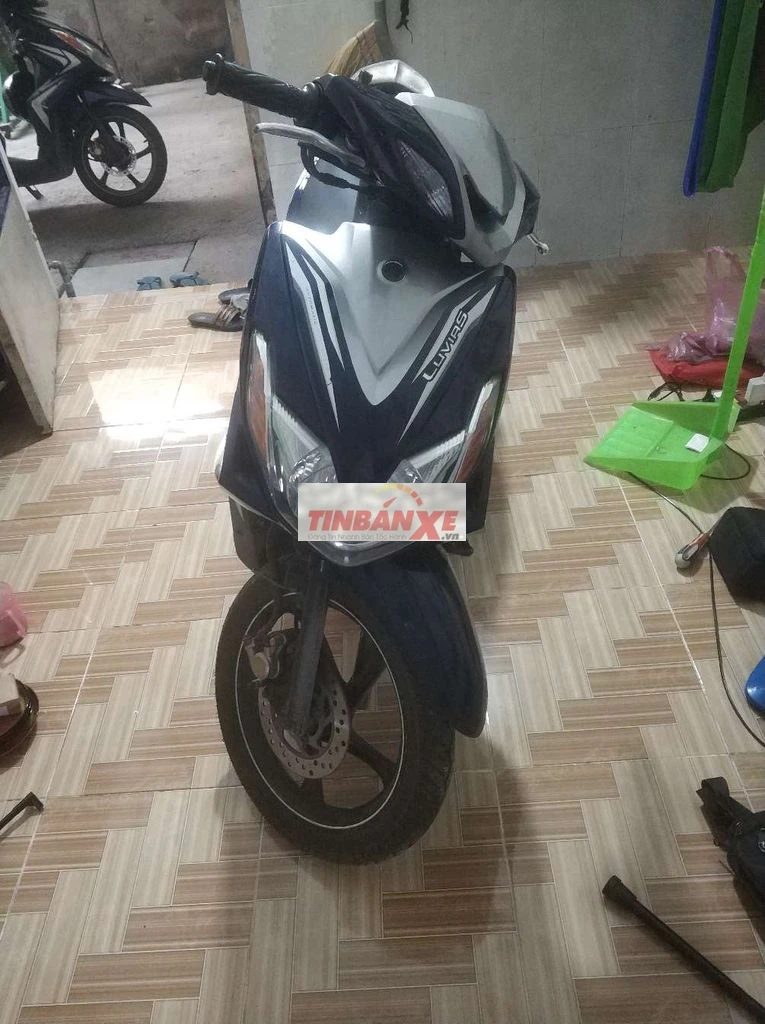 Luvias không 9 chủ