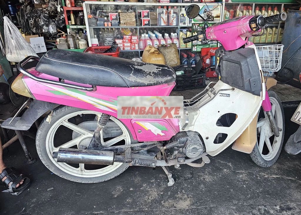 Kawasaki Max màu Hồng trắng