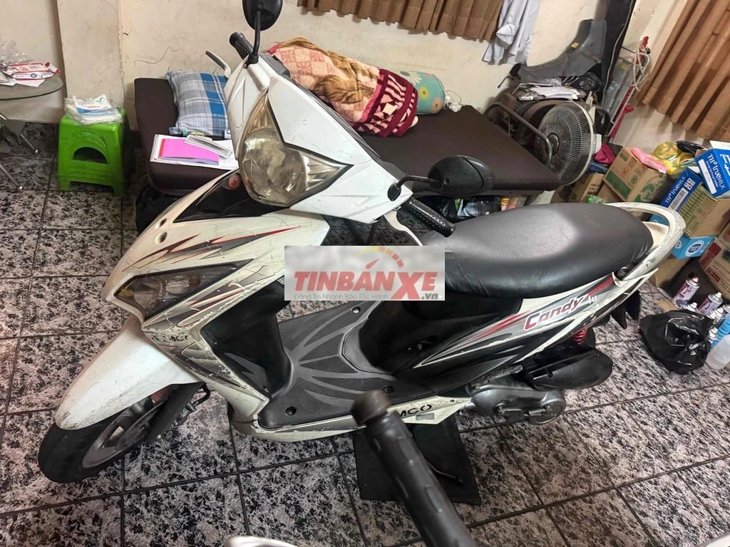 Kymco Candy dai loan doi 2010
