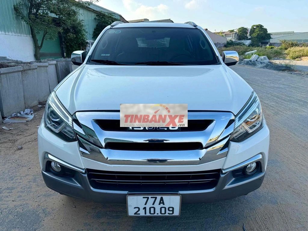 Isuzu Mu X 2021 - 120 km