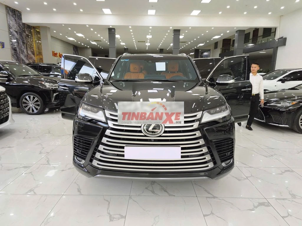 Lexus LX600 2023 Up 4 Ghế VIP Đen