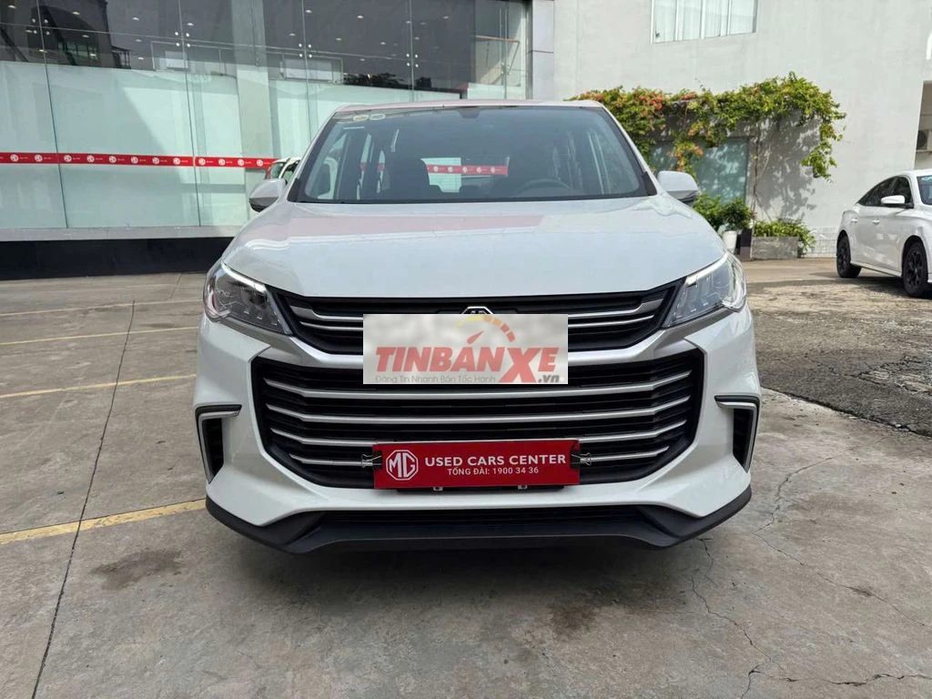 MG G50 8 chỗ màu Trắng