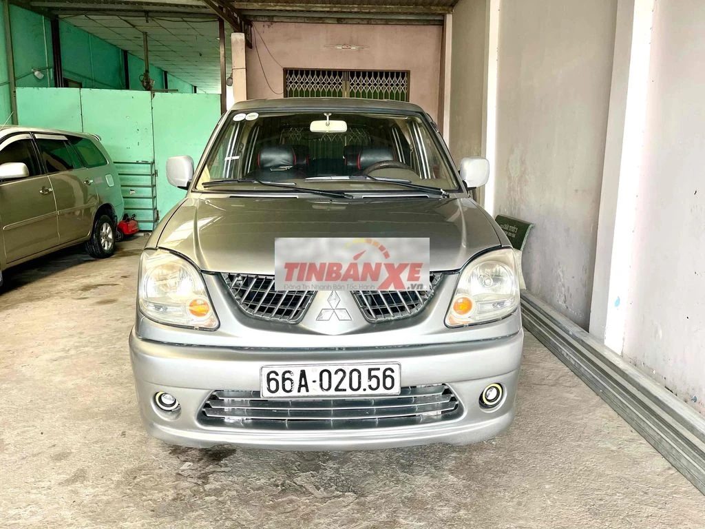 Mitsubishi Jolie 2004 Bạc