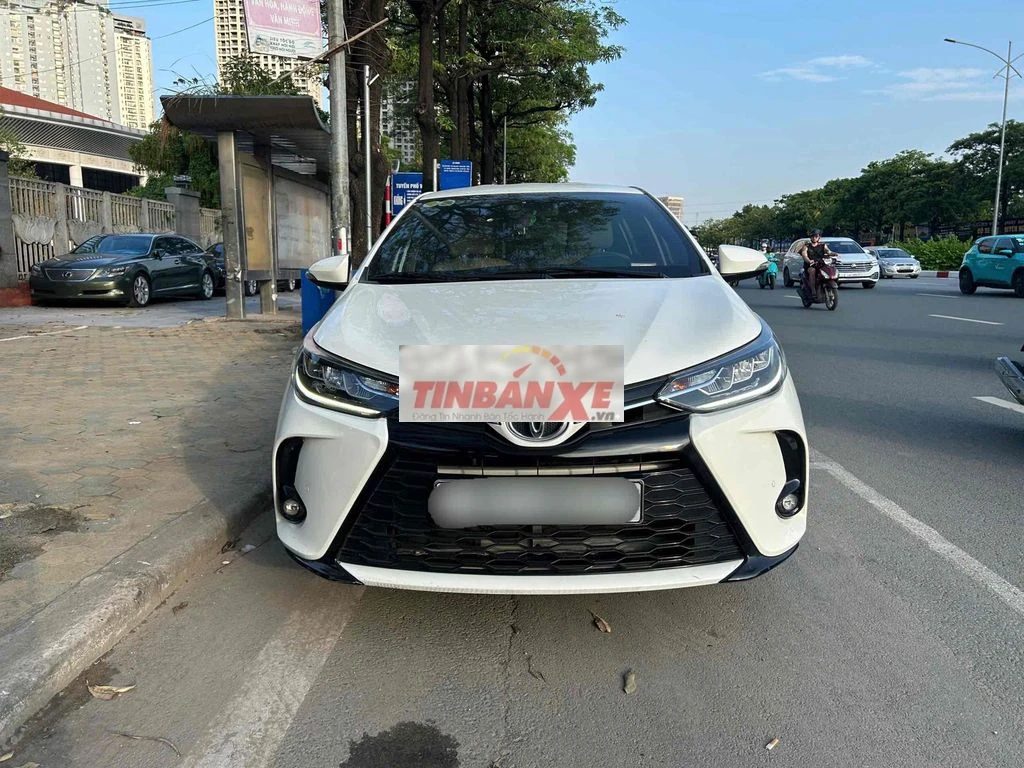 Toyota Yaris 1.5G 2022 Trắng 26.000 km