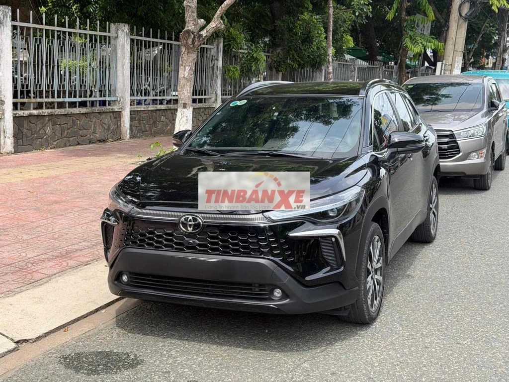 Toyota Cross V 2024 Đen 24000 km
