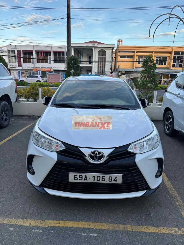 Toyota Vios 2023 Trắng Số sàn