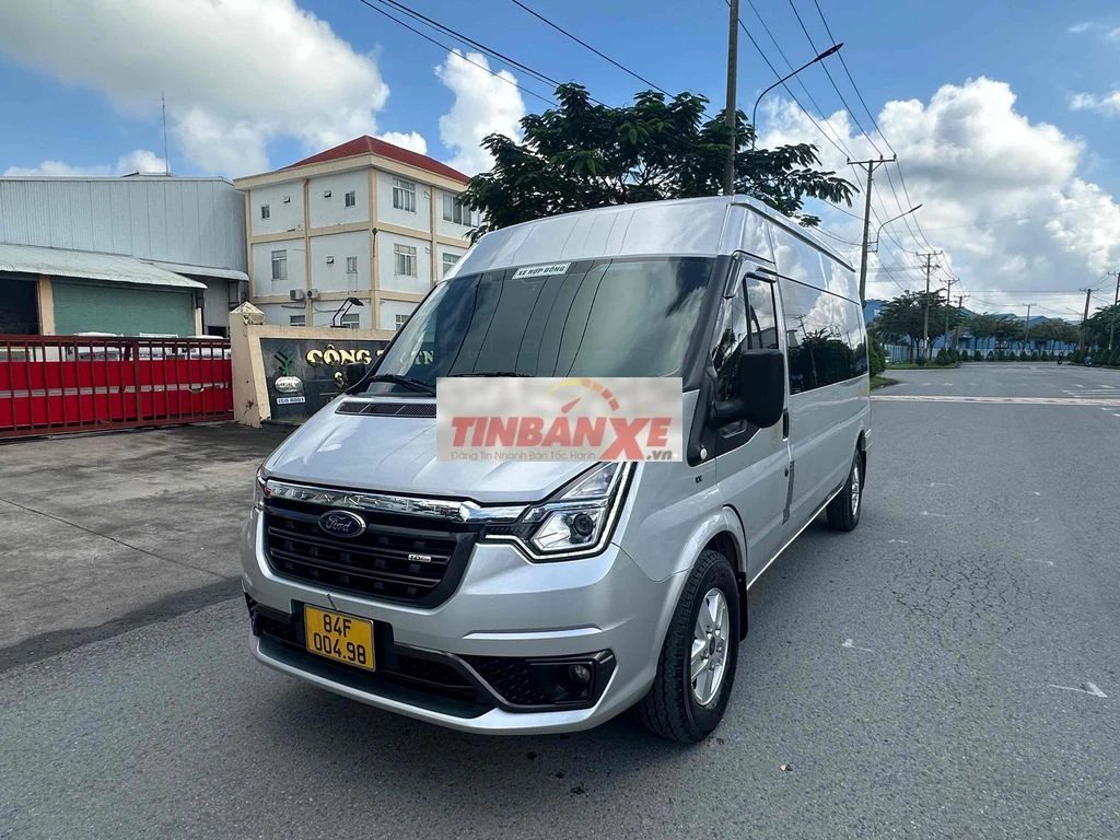 Ford Transit 2023 1chủ mua mới từ đầu